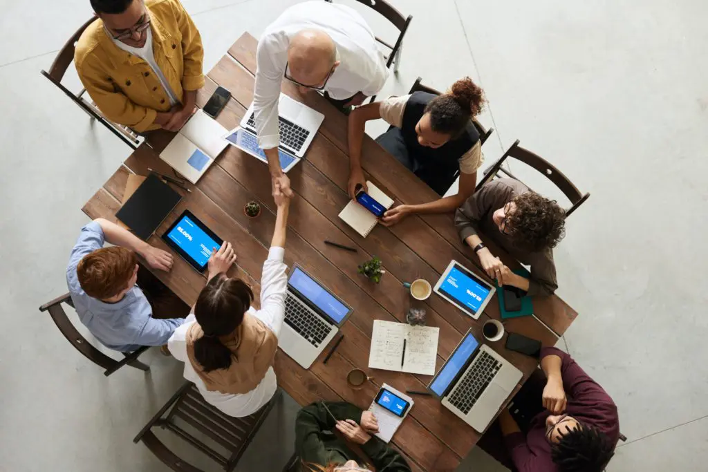 Speak & Connect Mastering Communication and Collaboration for Success – ketchwap